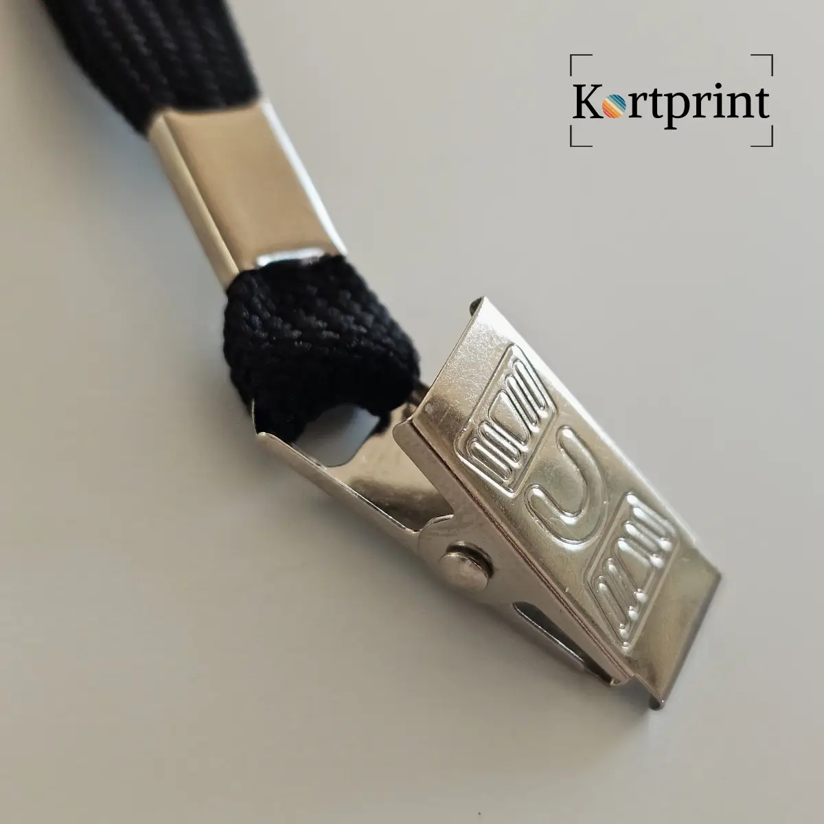 Sort 10mm lanyard med sikkerhetslås og solid klype i metall for ID-kort